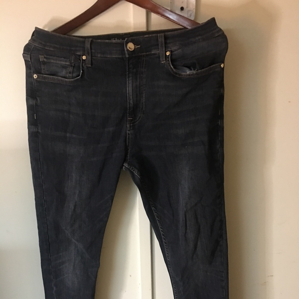 Zara mens Dark Denim jeans 34x32